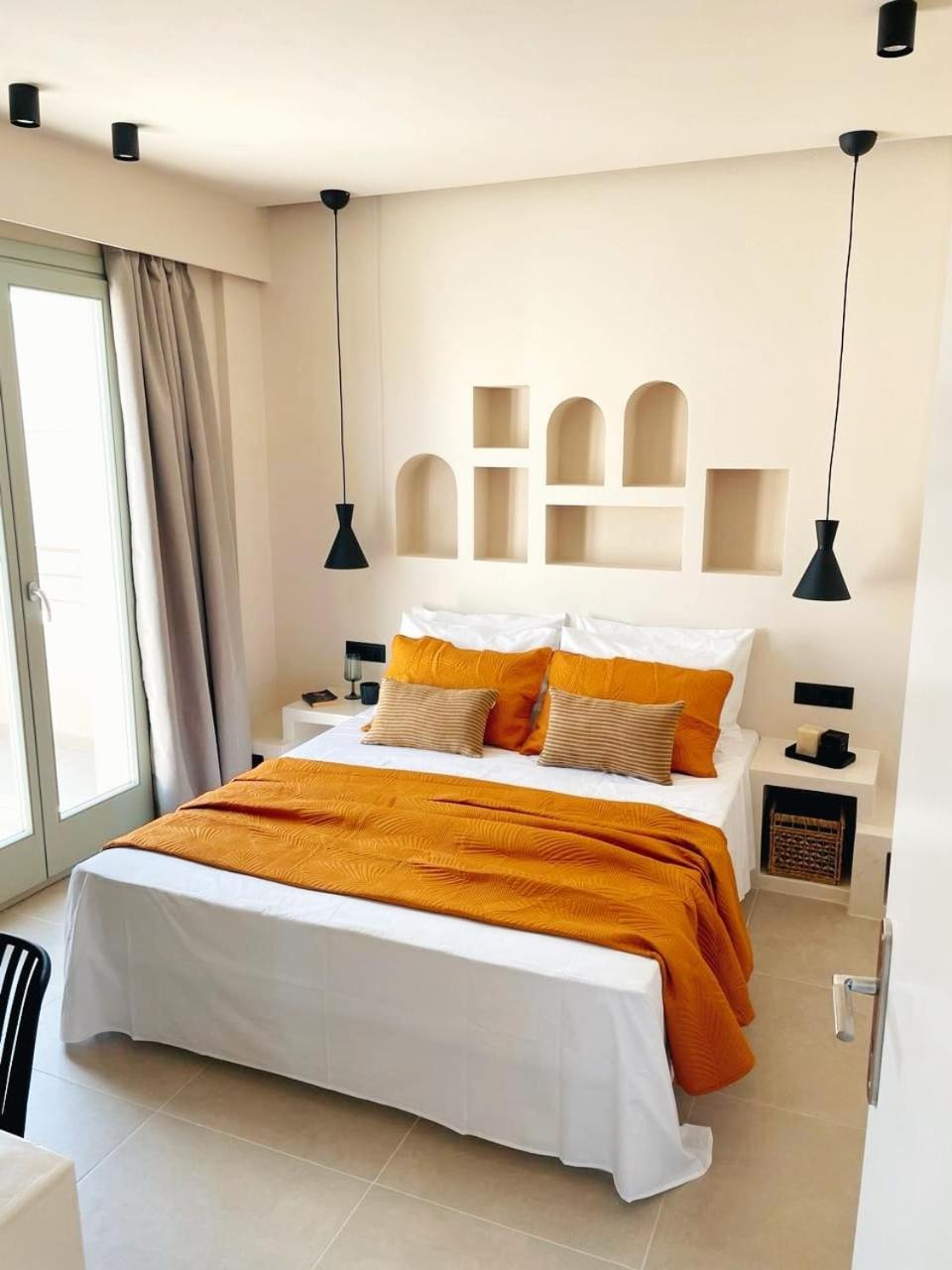 Sugarwhite Suites With Private Not Heated Pool Emporio  Eksteriør billede