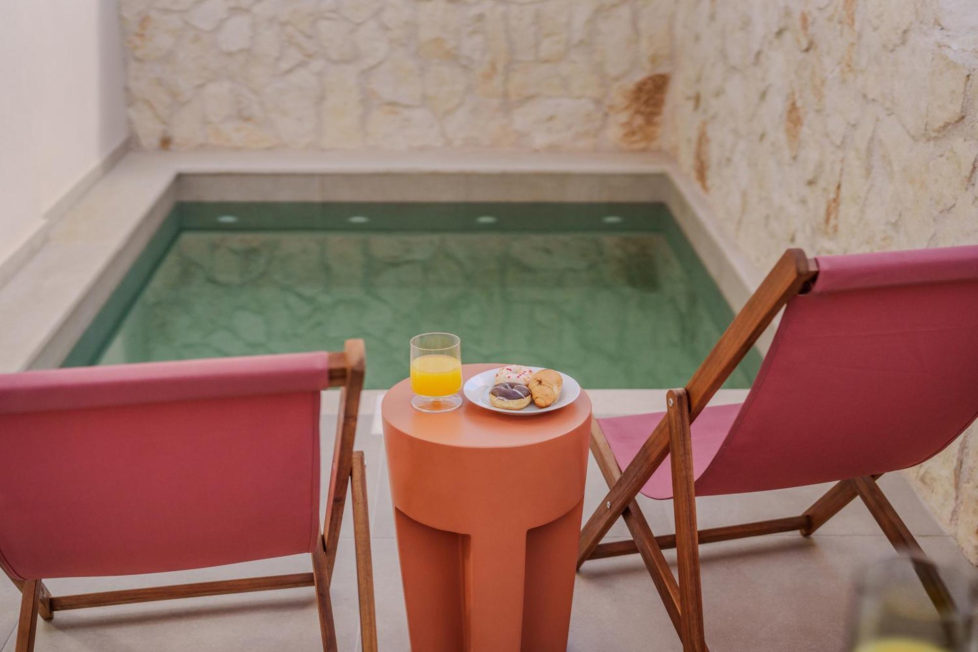 Sugarwhite Suites With Private Not Heated Pool Emporio  Eksteriør billede