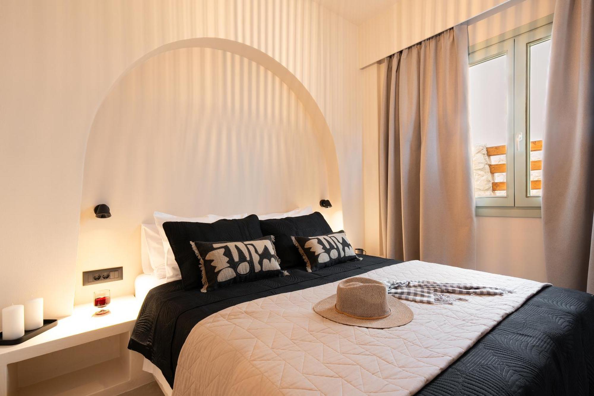 Sugarwhite Suites With Private Not Heated Pool Emporio  Eksteriør billede